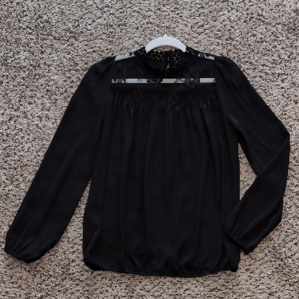 BCBGMaxAzria Black Long Sleeve Bib Collar Blouse